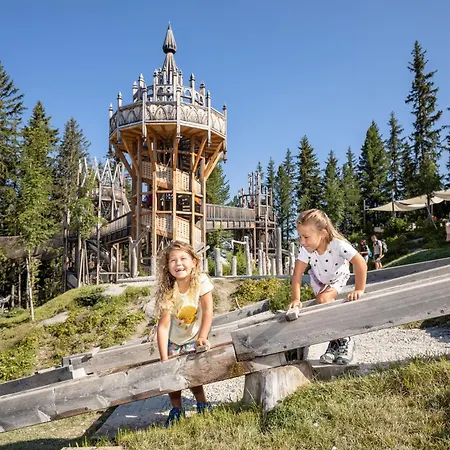 Alpenhotel Tirolerhof Hotel 4*