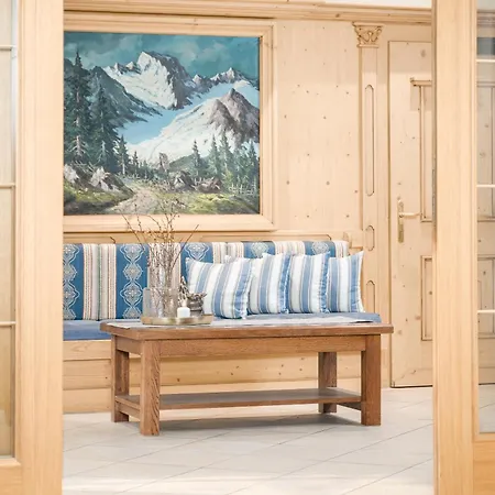 Alpenhotel Tirolerhof جيرلوس