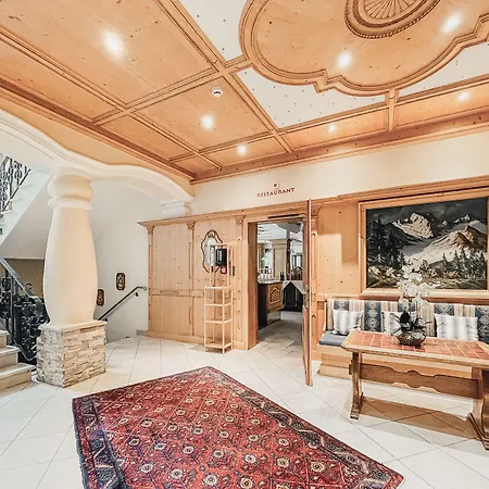 فندق Alpenhotel Tirolerhof جيرلوس