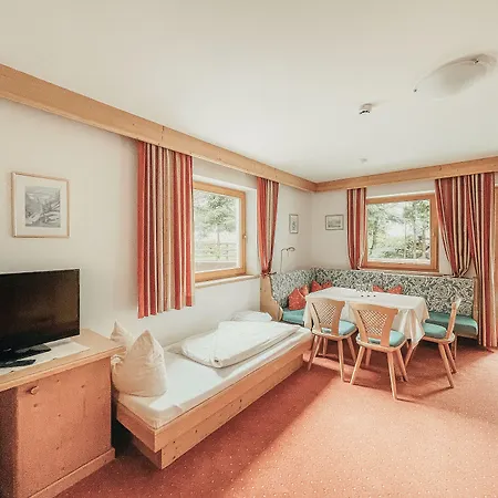 Alpenhotel Tirolerhof 4*