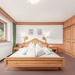 Alpenhotel Tirolerhof Hotel 4*