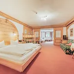 Alpenhotel Tirolerhof 4*