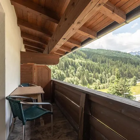 Alpenhotel Tirolerhof Otel 4*