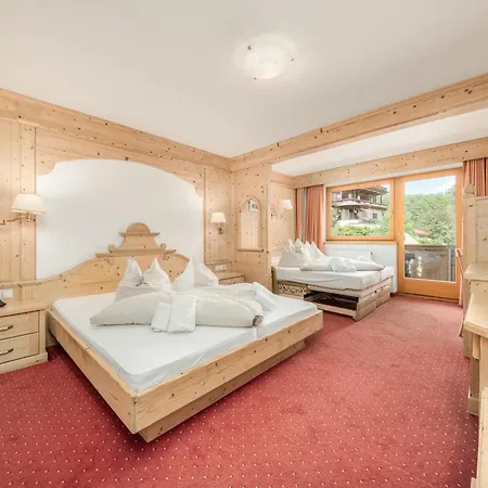 Alpenhotel Tirolerhof Otel Gerlos